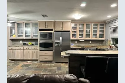 113 E Avenue C, Waxahachie, TX 75165 - Photo 13