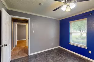 113 E Ave C, Waxahachie, TX 75165 - Photo 17