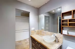 113 E Ave C, Waxahachie, TX 75165 - Photo 27