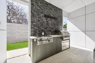 13033 Copenhill Rd, Dallas, TX 75240 - Photo 35