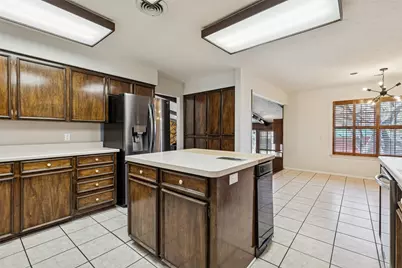 1717 Live Oak Drive, Irving, TX 75061 - Photo 11