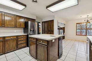 1717 Live Oak Dr, Irving, TX 75061 - Photo 11