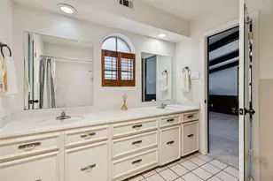 1717 Live Oak Dr, Irving, TX 75061 - Photo 27