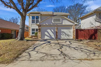 952 Ramblewood Drive, Lewisville, TX 75067 - Photo 1