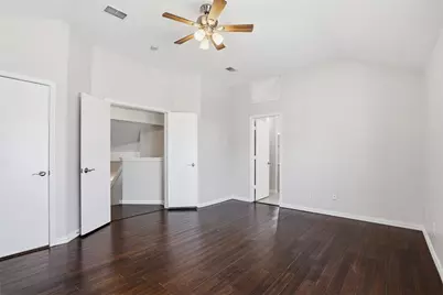 952 Ramblewood Drive, Lewisville, TX 75067 - Photo 23