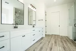 921 Bandon Dunes Dr, Burleson, TX 76028 - Photo 21