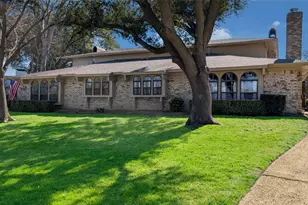 10504 Berry Knoll Dr, Dallas, TX 75230 - Photo 5