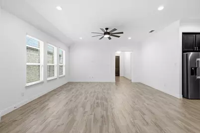 916 10th Street, Argyle, TX 76226 - Photo 9