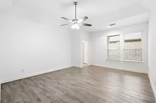 916 10th St, Argyle, TX 76226 - Photo 19