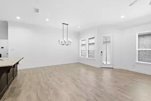 916 10th St, Argyle, TX 76226 - Photo 11