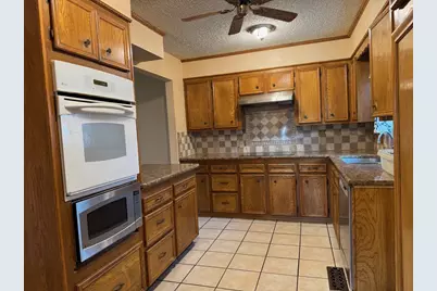 3310 Ivanhoe Lane, Abilene, TX 79605 - Photo 11