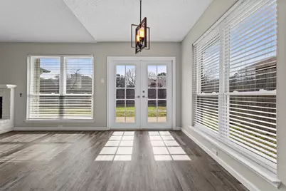 2847 Red Oak Drive, Grand Prairie, TX 75052 - Photo 7