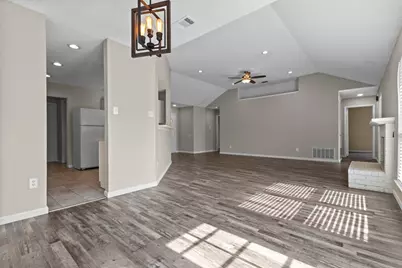 2847 Red Oak Drive, Grand Prairie, TX 75052 - Photo 5