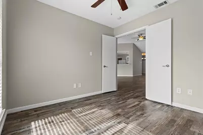 2847 Red Oak Drive, Grand Prairie, TX 75052 - Photo 17