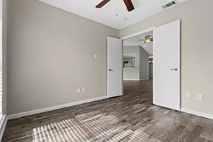 2847 Red Oak Dr, Grand Prairie, TX 75052 - Photo 17