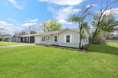 115 NE Taylor Street, Burleson, TX 76028 - Photo 3