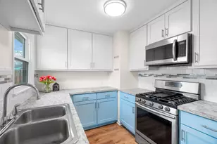 115 NE Taylor St, Burleson, TX 76028 - Photo 21