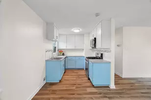 115 NE Taylor St, Burleson, TX 76028 - Photo 19