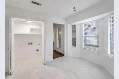 2035 Avignon Drive, Carrollton, TX 75007 - Photo 11