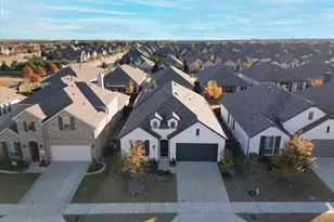 1713 Snowdrop Dr, Celina, TX 75078 - Photo 3