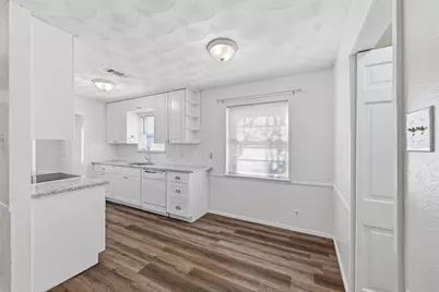 2927 Eric Lane, Farmers Branch, TX 75234 - Photo 17