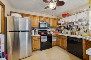 1510 Shalfont Ln, Garland, TX 75040 - Photo 9