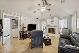 1510 Shalfont Ln, Garland, TX 75040 - Photo 13