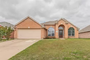 3331 Sedona Dr, Grand Prairie, TX 75052 - Photo 1
