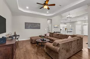 2806 Seaton Dr, Dallas, TX 75216 - Photo 13