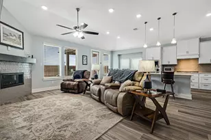 1913 Briar Hl Dr, Denton, TX 76207 - Photo 9