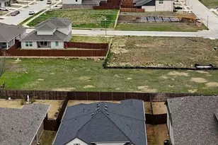 1913 Briar Hl Dr, Denton, TX 76207 - Photo 23