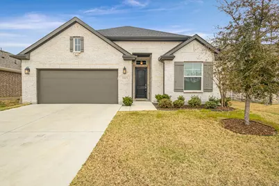 1913 Briar Hill Drive, Denton, TX 76207 - Photo 1