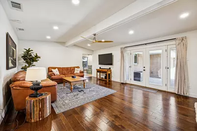 10147 Mapleridge Drive, Dallas, TX 75238 - Photo 13