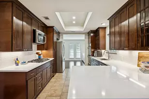 10147 Mapleridge Dr, Dallas, TX 75238 - Photo 7