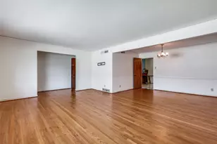 11062 Milhof Dr, Dallas, TX 75228 - Photo 5