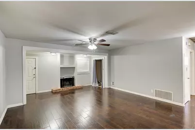 2407 Douglas Drive, Bossier City, LA 71111 - Photo 5