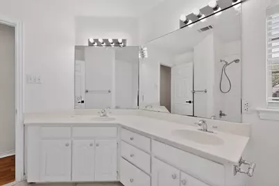 714 Ashbrook Court, Euless, TX 76039 - Photo 25