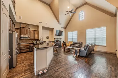 575 Rockingham Drive, Irving, TX 75063 - Photo 1