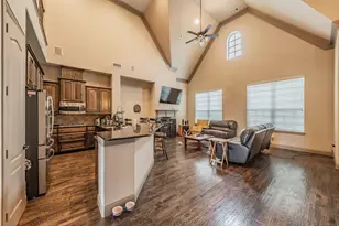 575 Rockingham Dr, Irving, TX 75063 - Photo 1