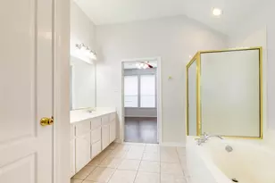 1400 Lyra Ln, Arlington, TX 76013 - Photo 21