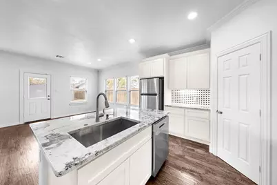 810 N Walnut Street, Sherman, TX 75090 - Photo 7