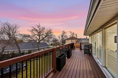 6 Horseshoe Drive, Highland Village, TX 75077 - Photo 11