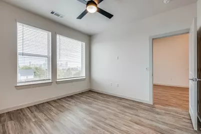 624 N Lancaster Avenue #205, Dallas, TX 75203 - Photo 7
