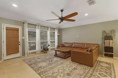 945 Lake Ridge Drive, Azle, TX 76020 - Photo 9