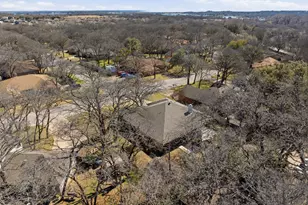 945 Lakeridge Dr, Azle, TX 76020 - Photo 39