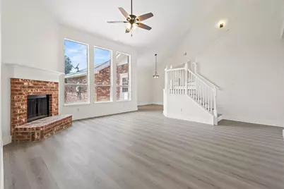 3805 Wellington Drive, Richardson, TX 75082 - Photo 3