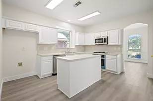 3805 Wellington Dr, Richardson, TX 75082 - Photo 11