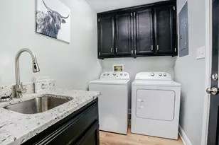 364 Melrose Dr, Woodway, TX 76712 - Photo 11