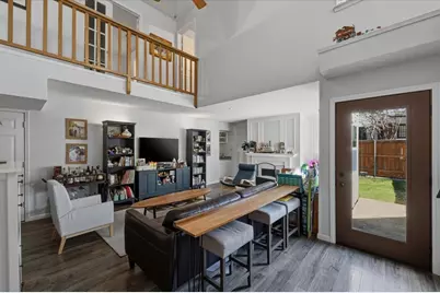 315 Stoneledge Drive, Irving, TX 75063 - Photo 5