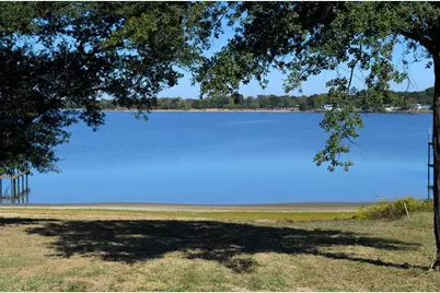1540 Shoreline Drive, Mabank, TX 75143 - Photo 1